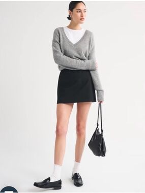 NWOT Abercrombie The A & F Scarlett Forme Mini Skort in Black